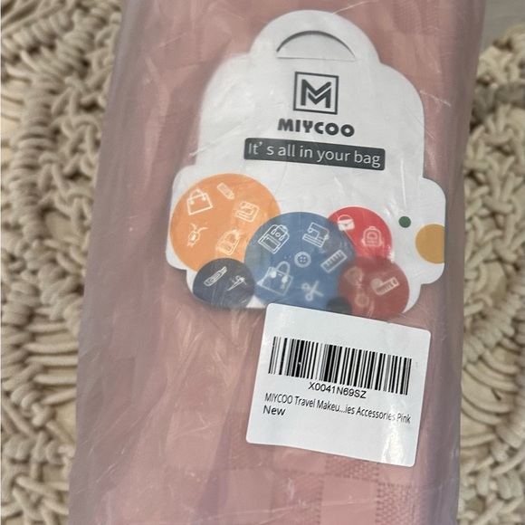 Pink Checkered Women's makeup/ toiletry Bag - Picture 8 of 13